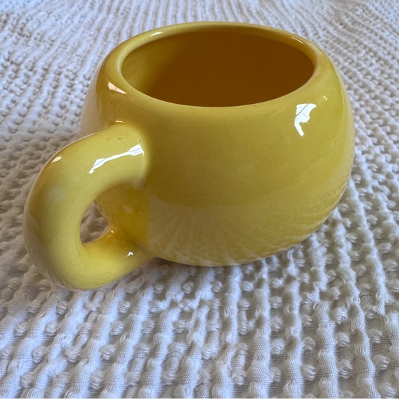 Vintage Smiley Face With Tongue Rare Space Yellow Mug - Picture 7 of 8